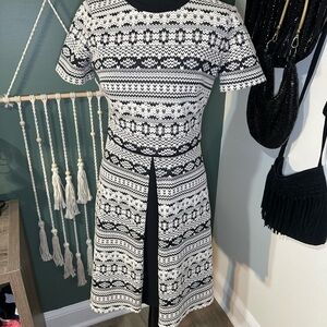 Maggy London Black and White Geometric Dress Size 2